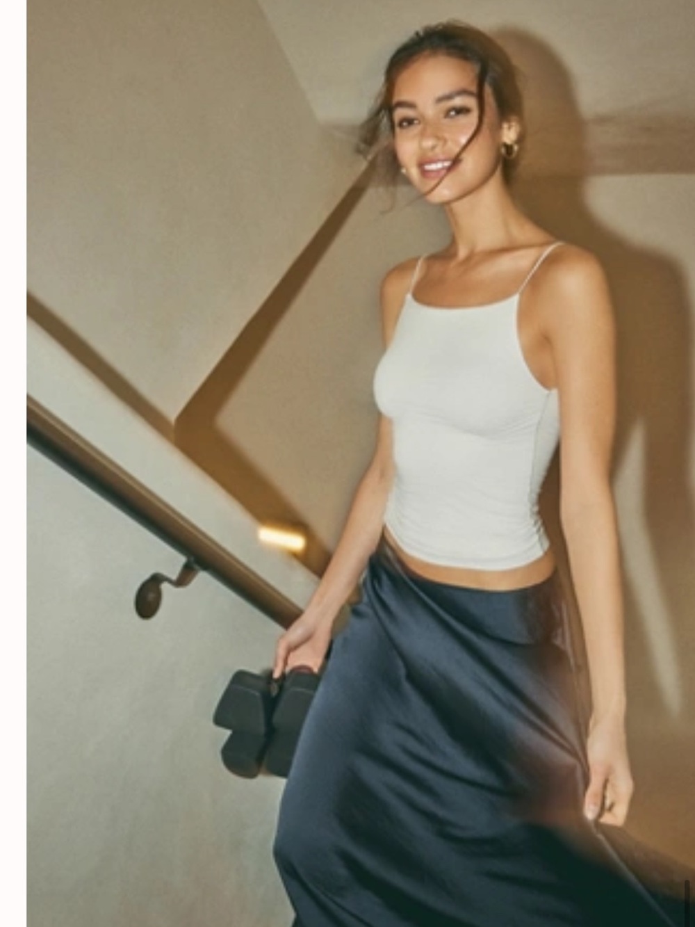 Free People Anywhere Anytime
Tank